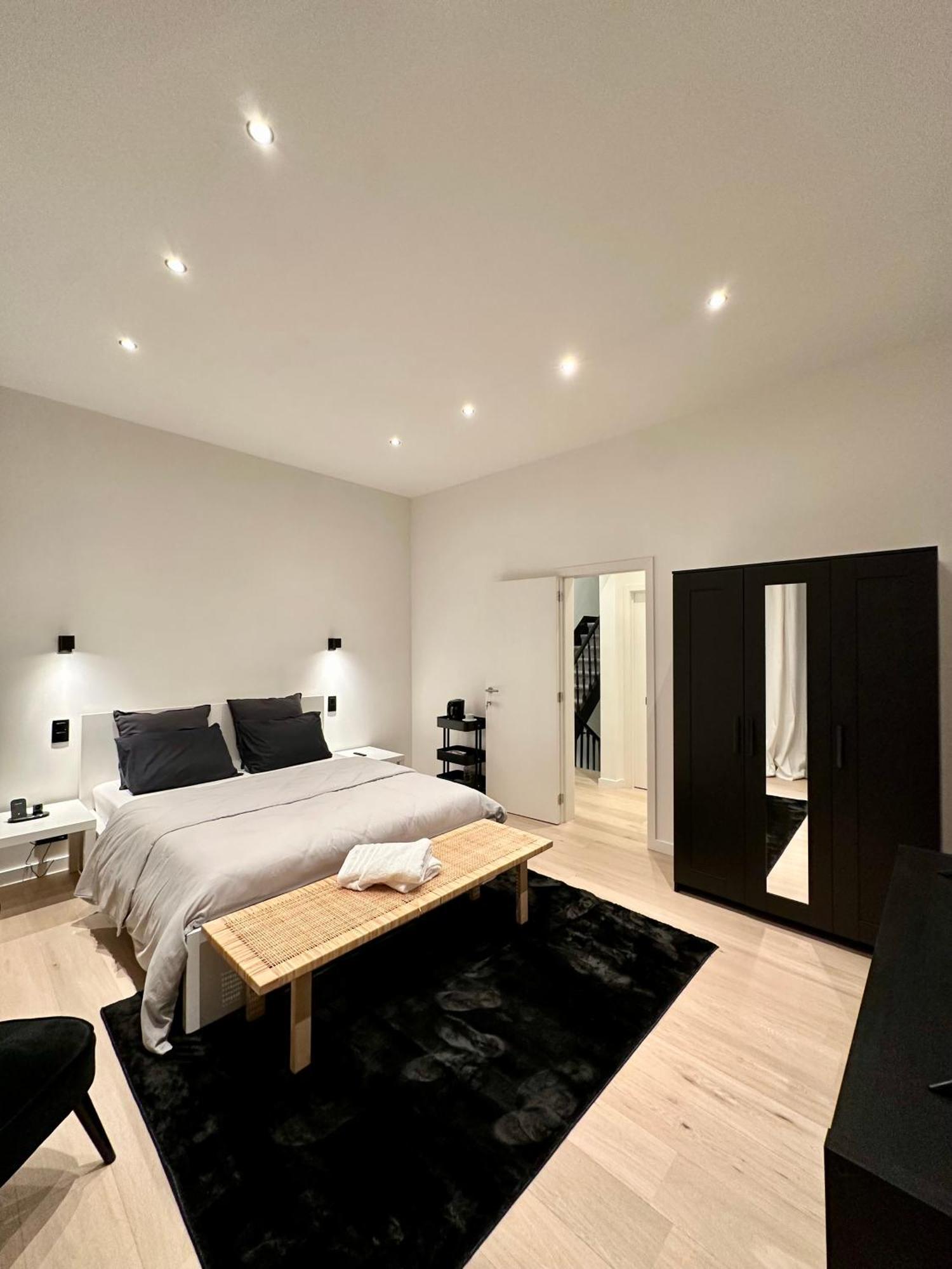 My Haus European Commision Couette-café *
